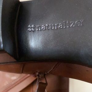 New without tags size 9  2- inch heel boots